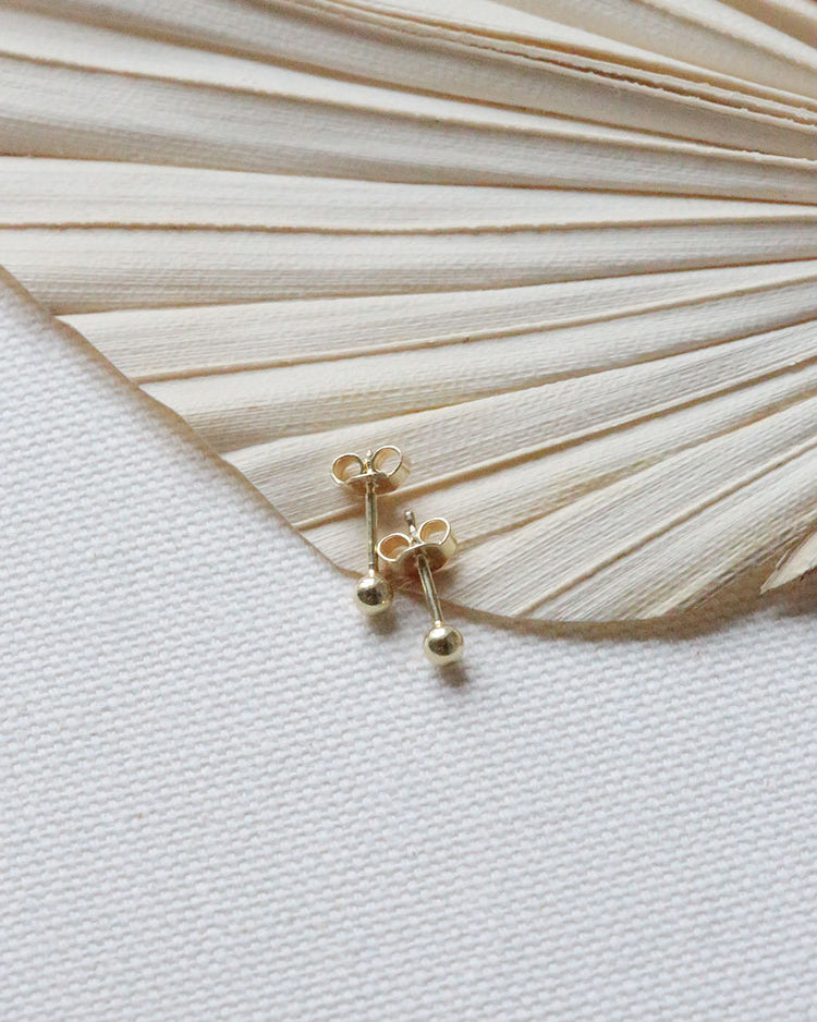 mini stud earrings "Yula"
