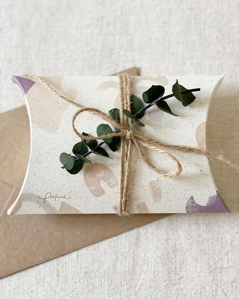 Pillowbox "abstract lavender"