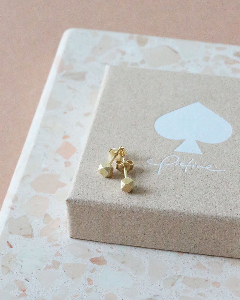 Stud earrings "Vänna"