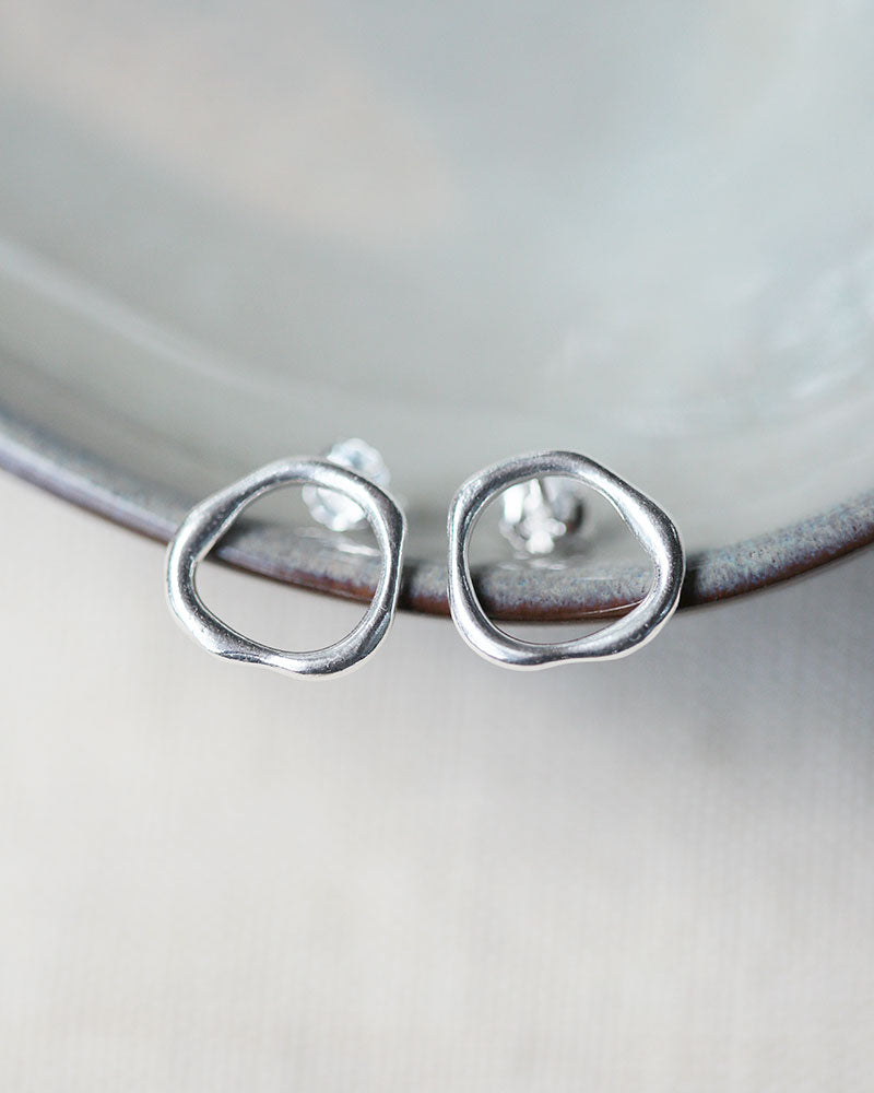 Organische Ohrstecker "Elva"