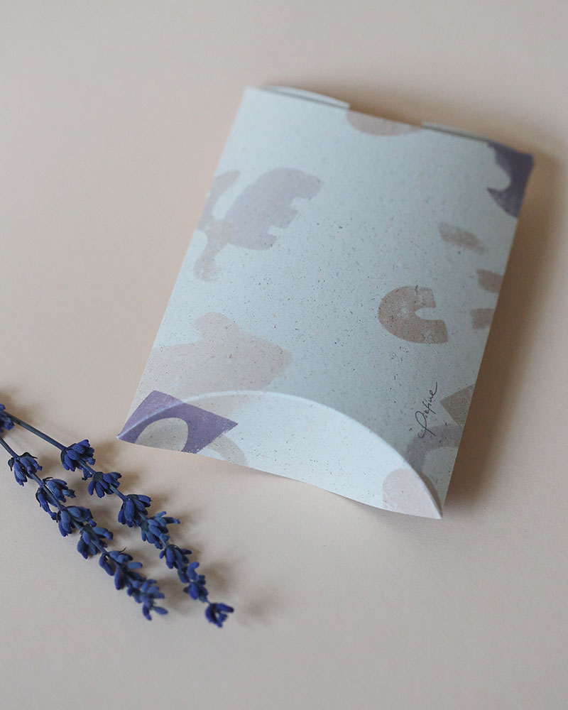 Pillowbox "abstract lavender"